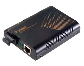 Chassi for 4stk mediakonvertere med 2x DIN-monterte nettagg