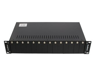 Til 14 stk. mediakonvertere med 2 x 230 V AC