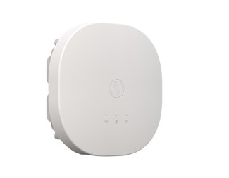 Integrated Antenna (6 dBi), DC & PoE powered