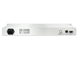 Tidsserver med antenne og 30 m RG58-kabel