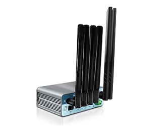 802.11ax Dual band, Dual SIM, 4x1 Gb-porter, 1x Gb SFP
