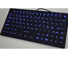 Bakgrunnsbelyst Kompakt Nordisk IP68 Tastatur m/Musepeker