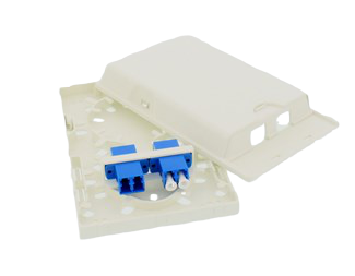 to uttak for SC simplex eller LC duplex-adapter