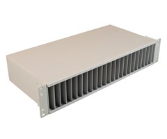 Kabelboks 19", 24 rom, 2HE, hvitlakkert