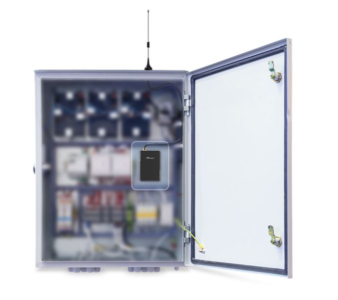 20113575 LoRaWAN gateway i skåp.JPG