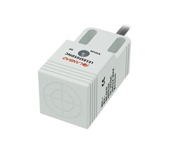 Distans 5mm, NO, PNP, 2m kabel