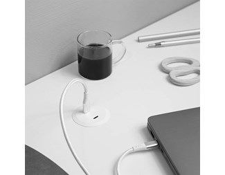 Hvit dobbel USB-C lader QC3.0 30W