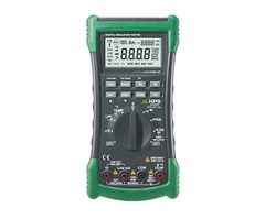 Digitalt multimeter og isolasjonstester MT740