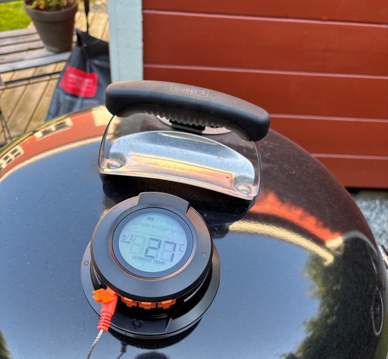 I sommar grillar vi_20122620_BBQ-termometer_klotgrill.jpg