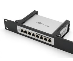 1U Svart 19" panel med feste for Ubiquiti US-8-60W