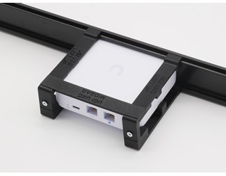1U Svart 19" panel og feste, Ubiquiti UXG og UniFi Express