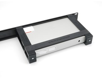 1U Svart 19" panel med fäste för Meraki MS130