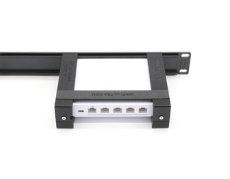 1U Svart 19" Panel og Feste, Ubiquiti ULTRA UCG