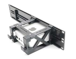Svart 19" panel med feste til Apple Mac Mini M4 2U