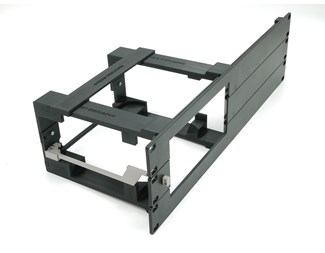 3U svart 19" panel med feste for Apple Mac Studio