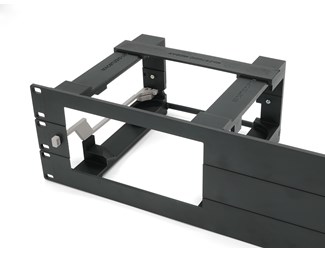 3U svart 19" panel med feste for Apple Mac Studio