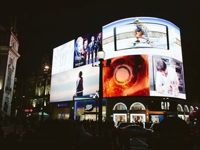 Videovegger og digitale skilt